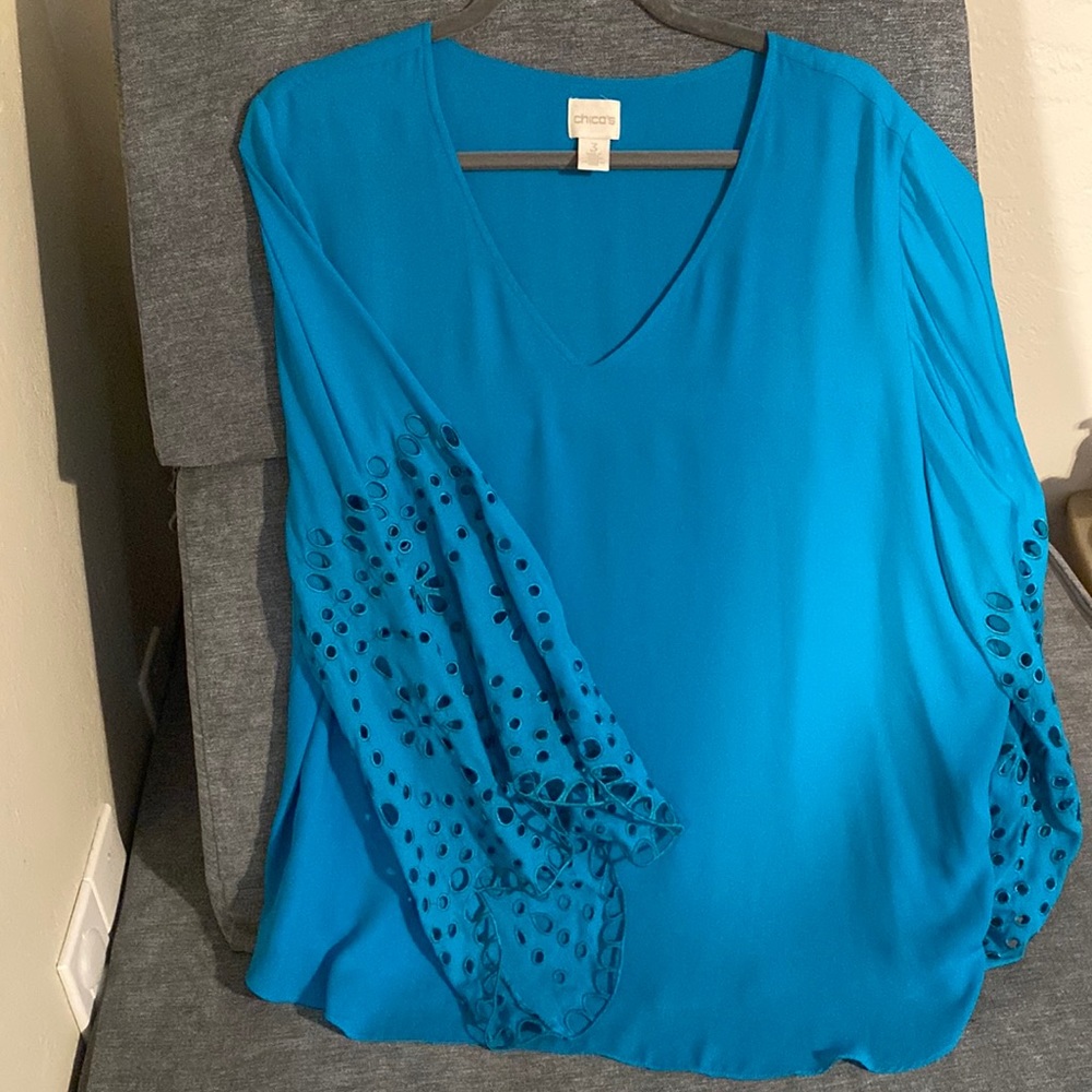 Chico’s Blue Quarter Flare Sleeve Blouse